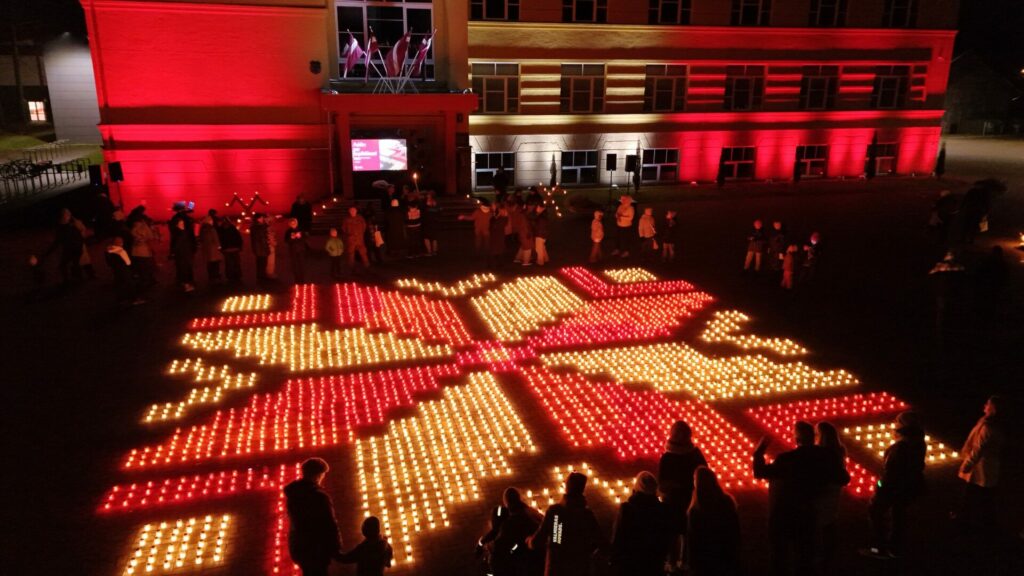 “Mūsu gaisma Latvijai!”