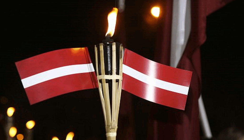 Gaismas ceļš Latvijai dzimšanas dienā