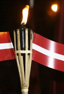 Gaismas ceļš Latvijai dzimšanas dienā