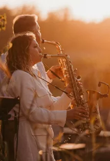 “Saulrieta vakars Nīkrācē” ar saksofonu duetu “Marta & Neftali”