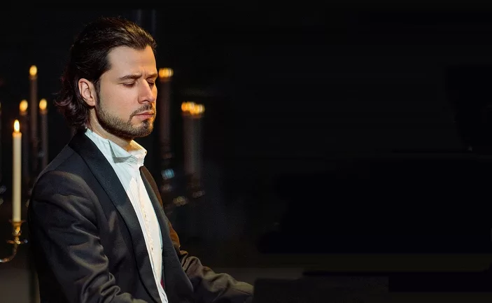 ANDREJS OSOKINS | Klaviermūzikas kods